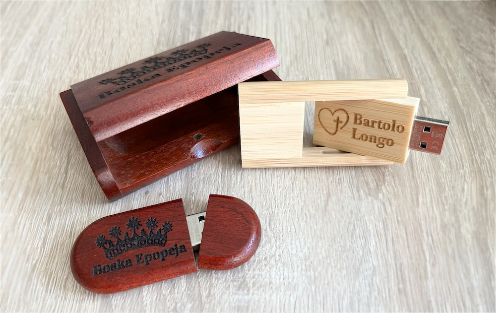 Pendrive z audiobookiem pompejańskim